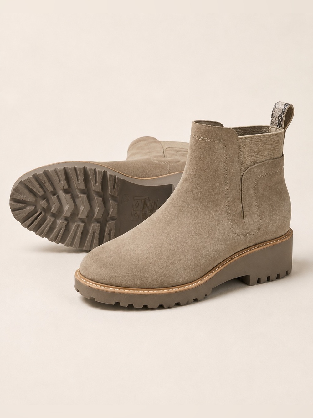 Dolce Vita Taupe Chelsea Lug Sole Ankle Boots –NWOT
